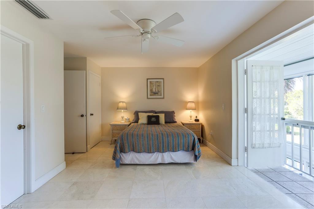 FOUR FOUNTAINS - Residential