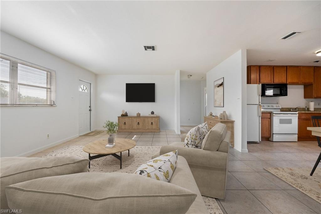 FORT MYERS SHORES - Residential