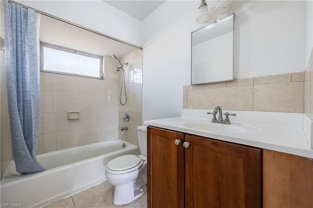 FORT MYERS SHORES - Residential