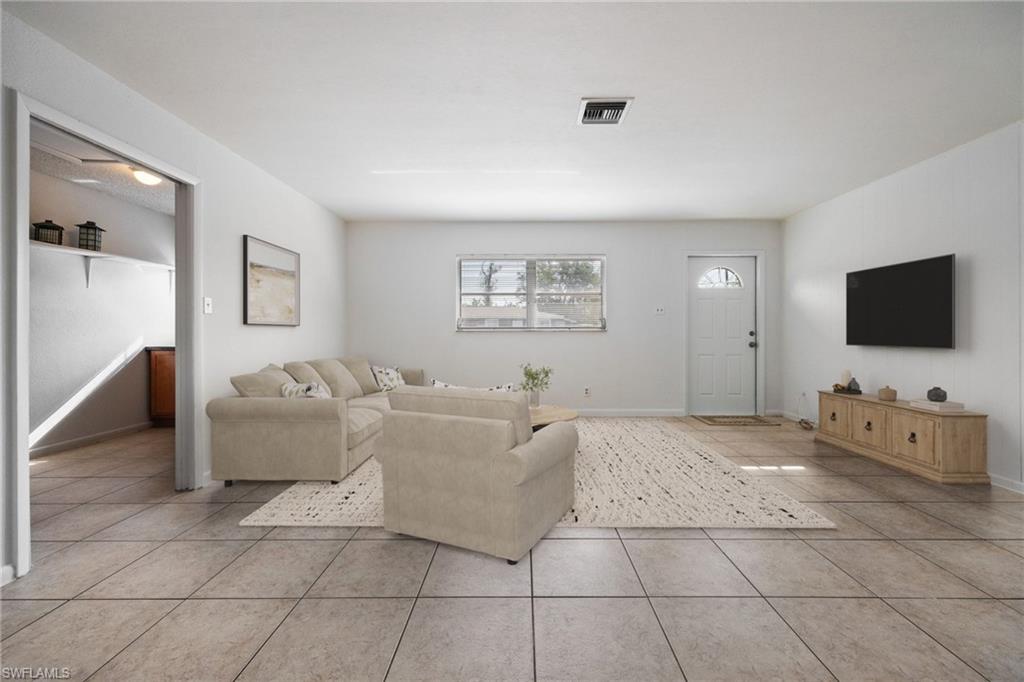 FORT MYERS SHORES - Residential