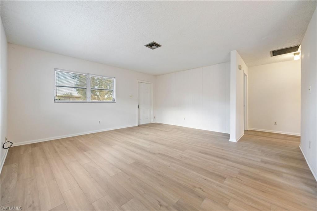 FORT MYERS SHORES - Residential