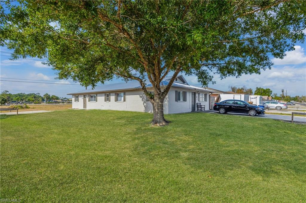 FORT MYERS SHORES - Residential