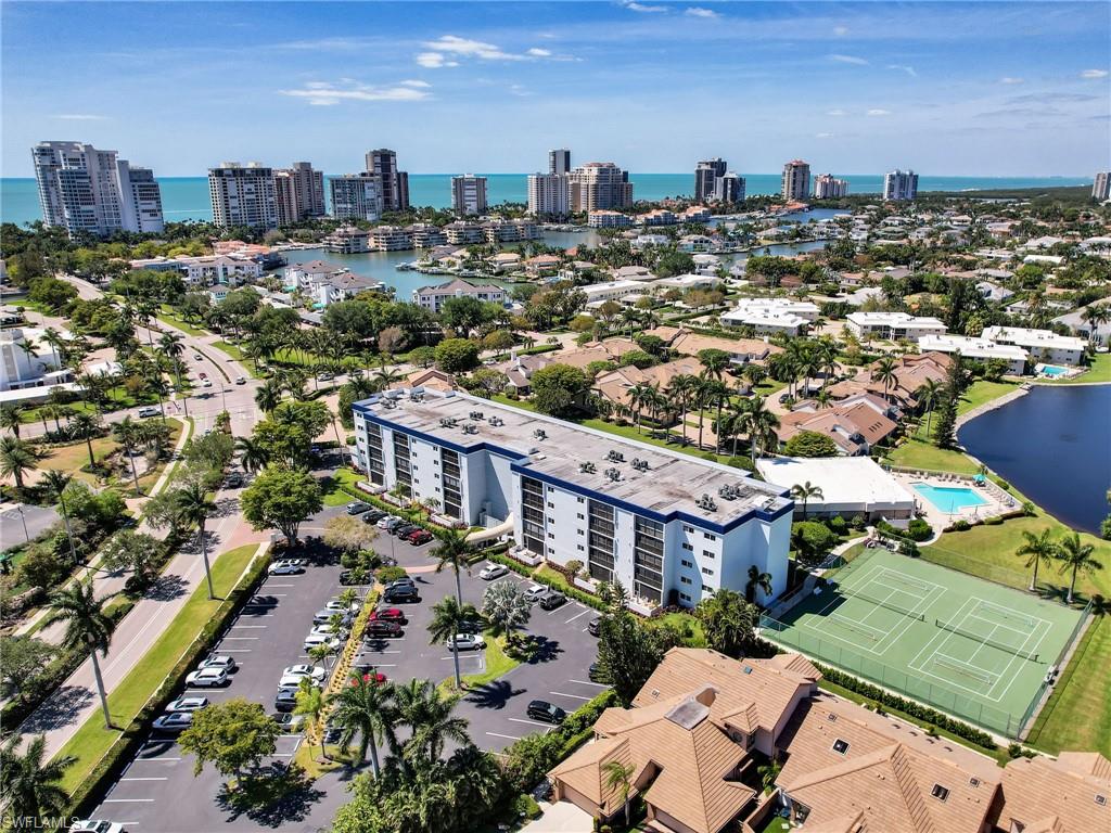 VENETIAN BAYVIEW - Residential Lease