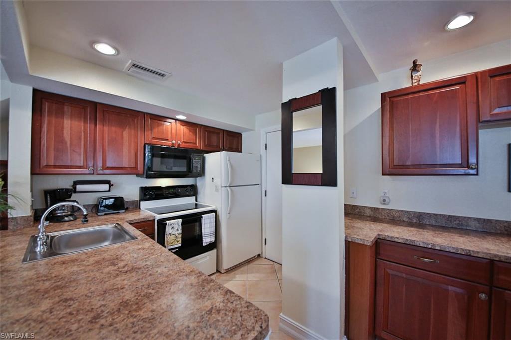 PROVINCETOWN - Residential