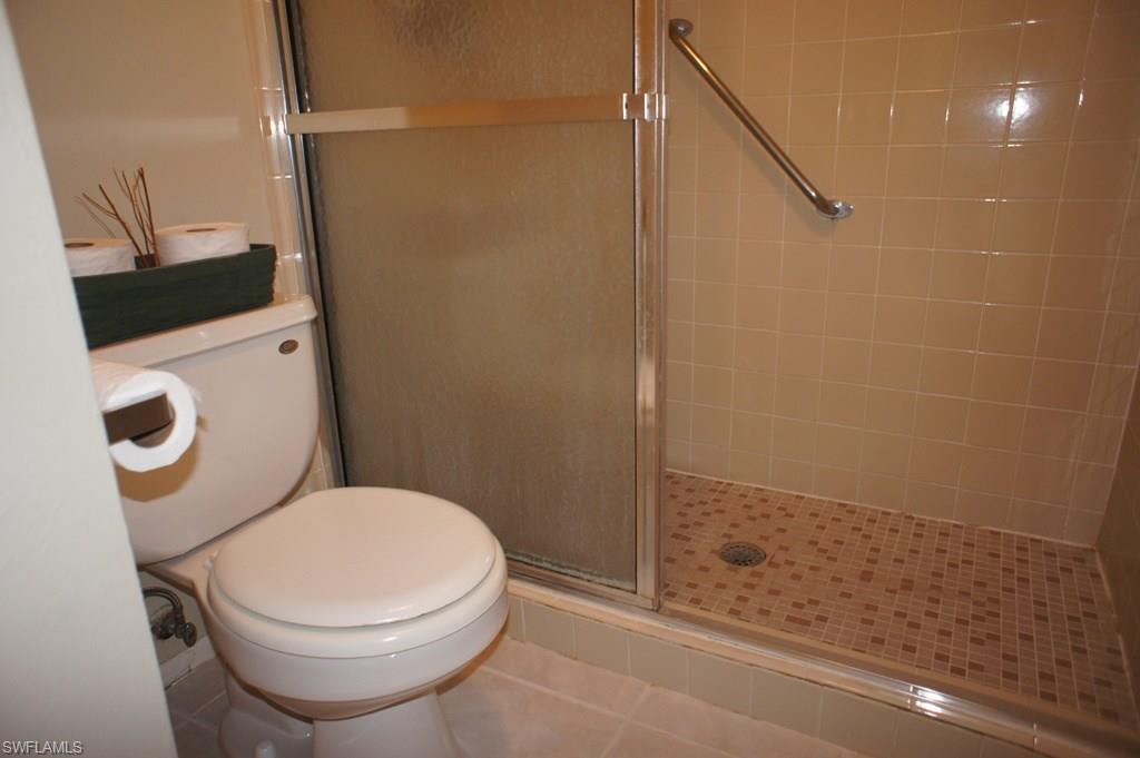 SEVEN LAKES - Residential