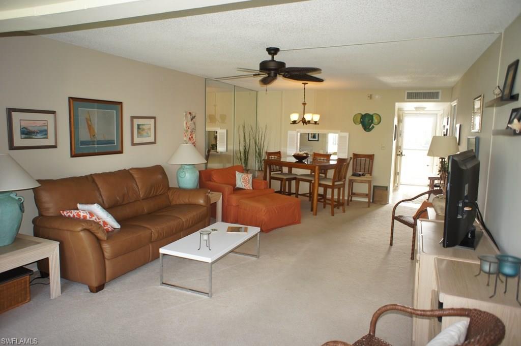 SEVEN LAKES - Residential