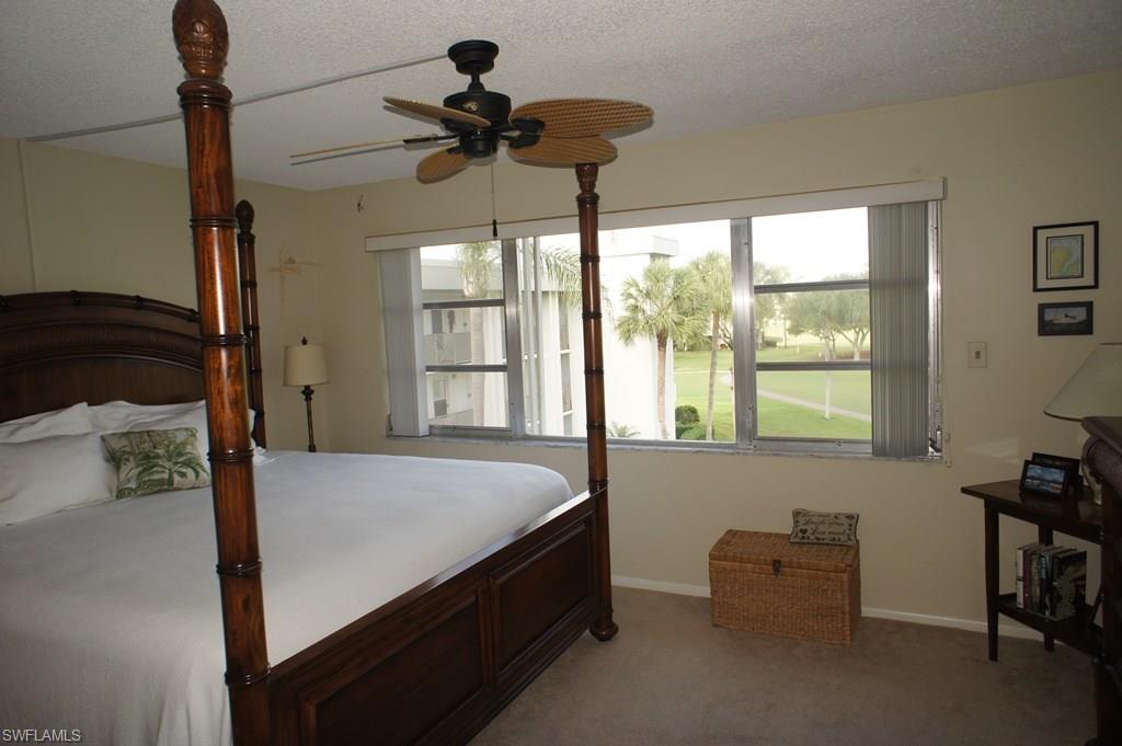 SEVEN LAKES - Residential