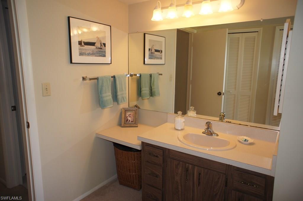 SEVEN LAKES - Residential