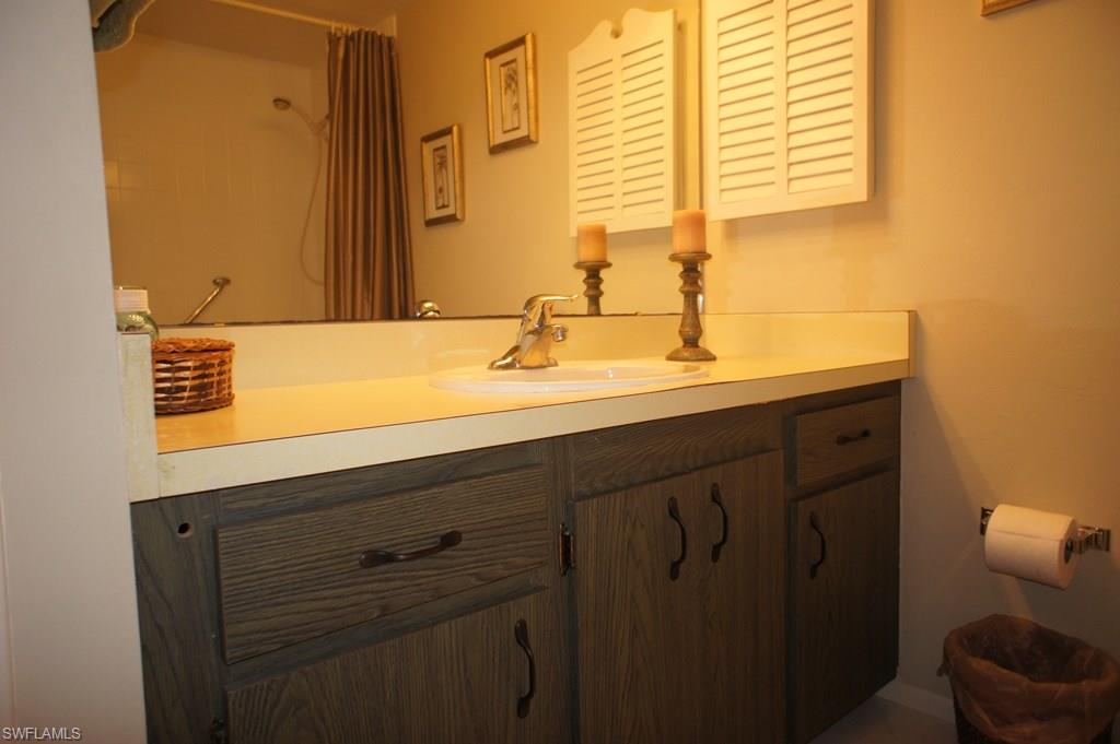 SEVEN LAKES - Residential