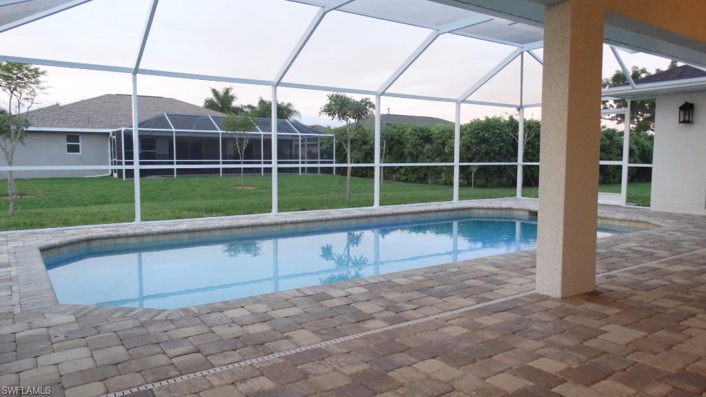CAPE CORAL - Residential
