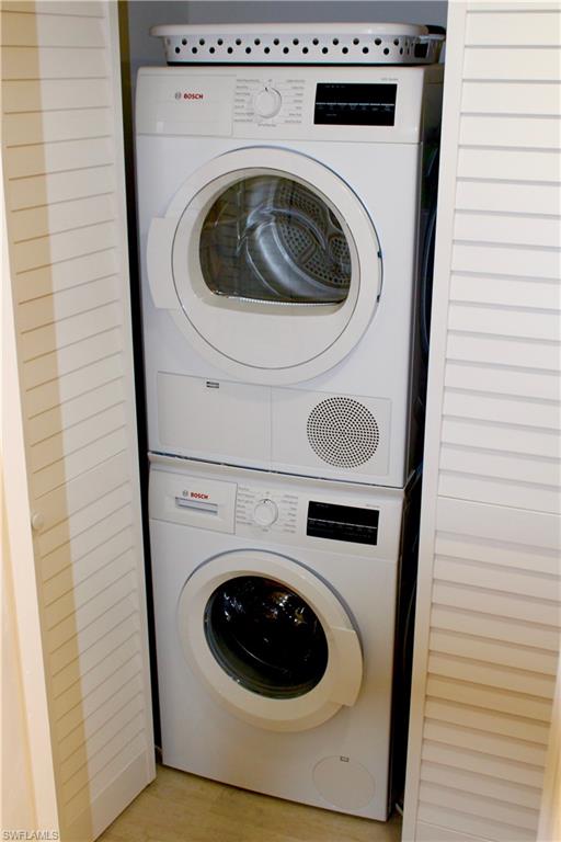 RAINTREE CLUB - Residential