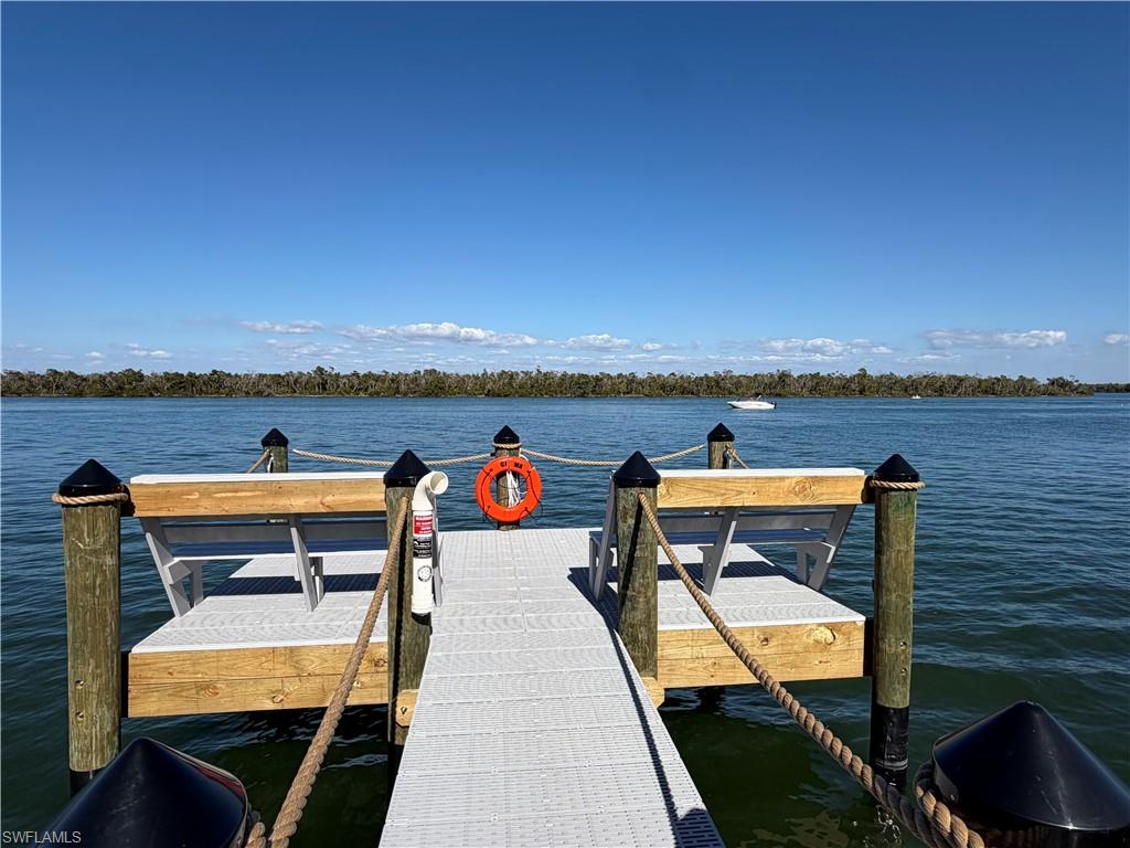 GULF ISLAND MANOR - Land