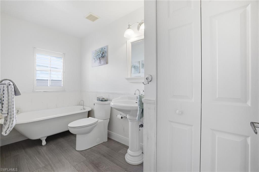 BONITA FARMS - Residential