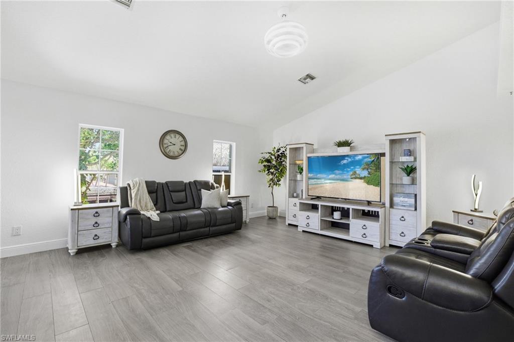 BONITA FARMS - Residential