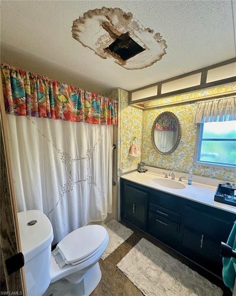 A home in NORTH FORT MYERS