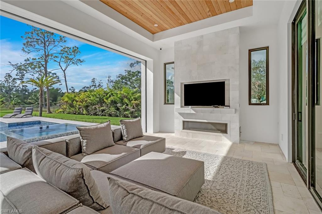 OAKES ESTATES - Residential