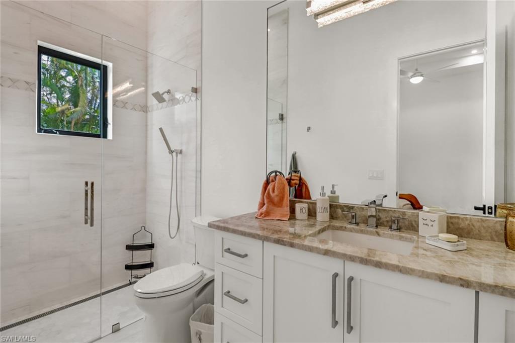 OAKES ESTATES - Residential