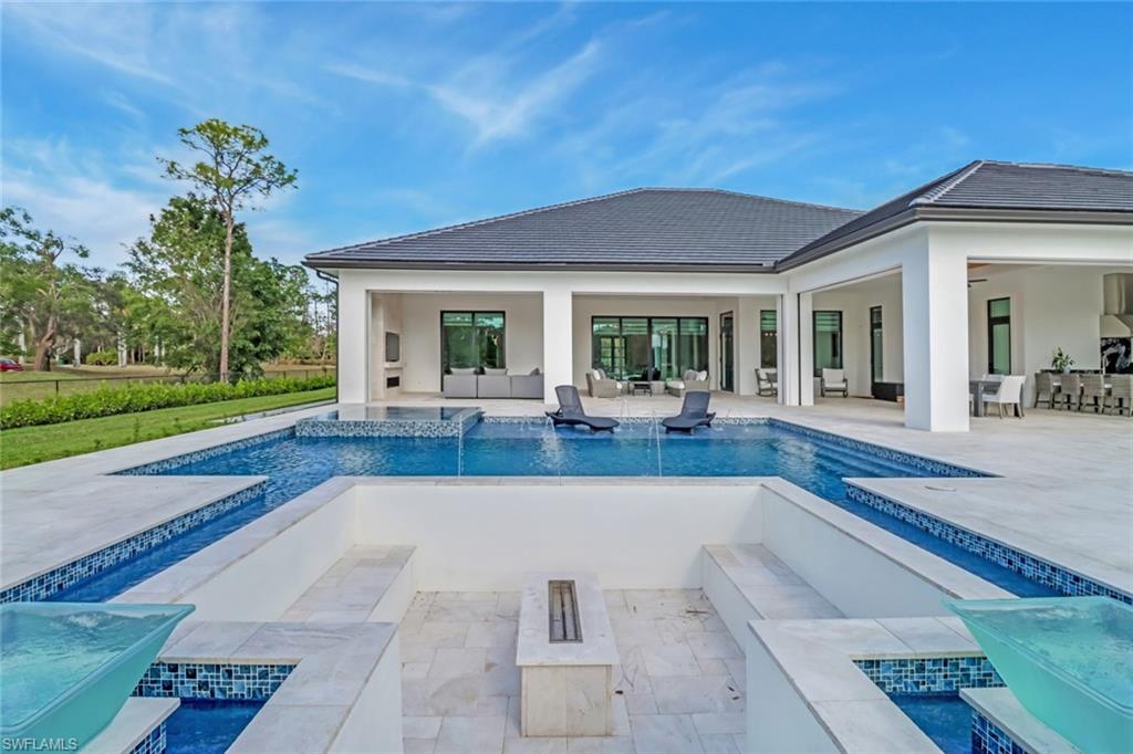 OAKES ESTATES - Residential