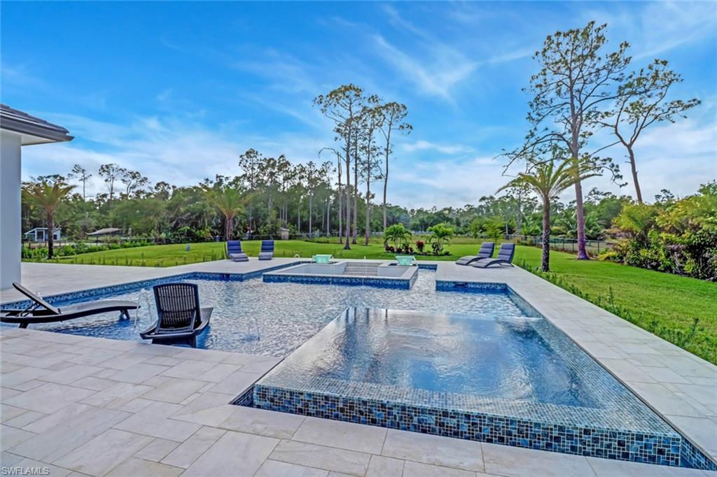 OAKES ESTATES - Residential