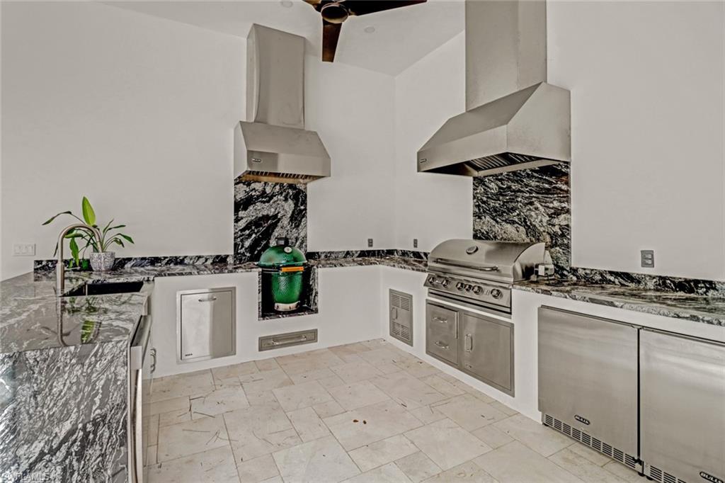 OAKES ESTATES - Residential