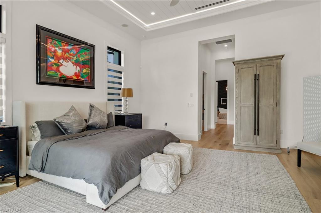 OAKES ESTATES - Residential