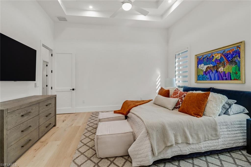 OAKES ESTATES - Residential