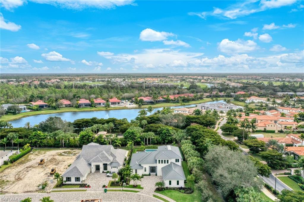 THE ENCLAVE OF DISTINCTION - Residential