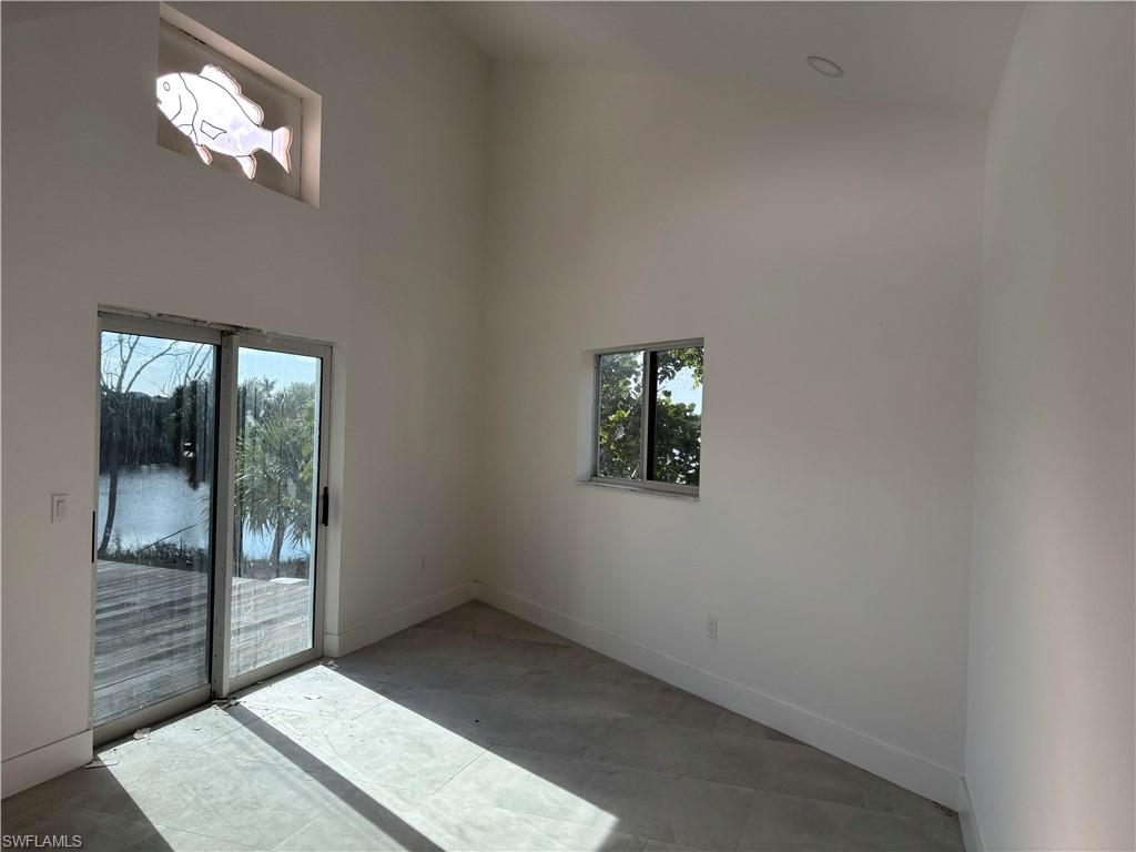 LAKE MUREX - Residential