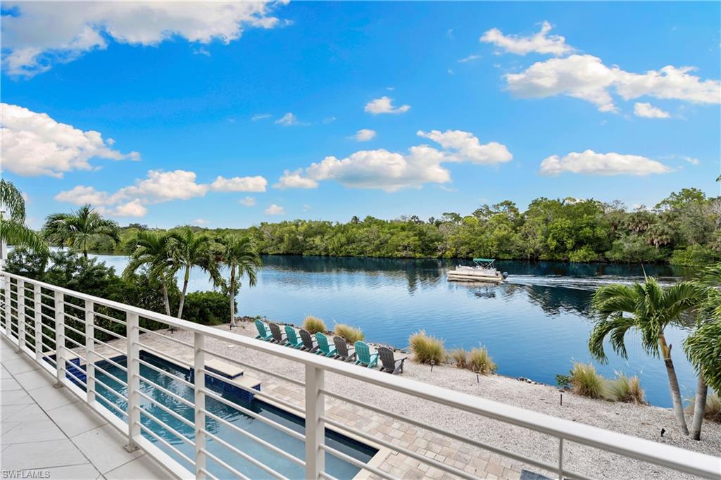 IMPERIAL SHORES - Residential