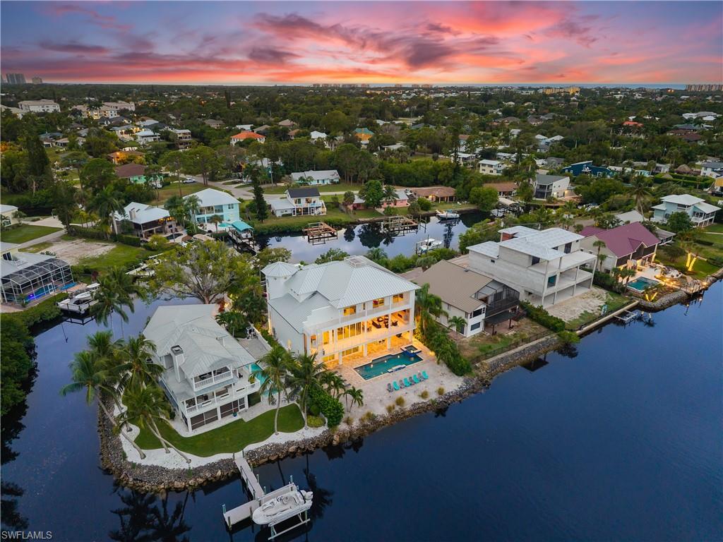 IMPERIAL SHORES - Residential