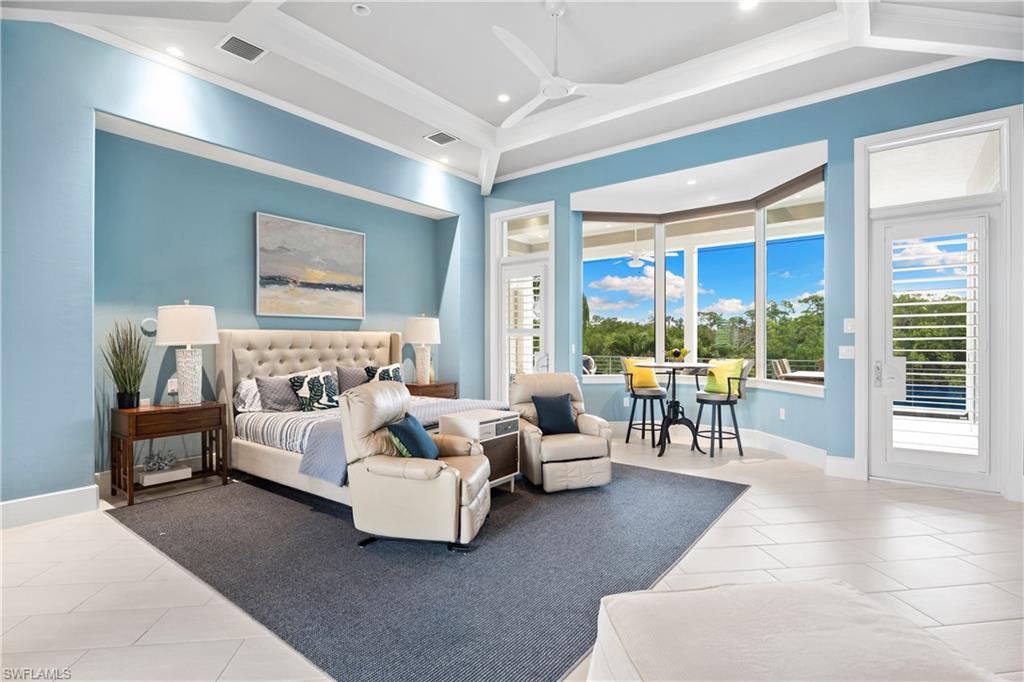 IMPERIAL SHORES - Residential