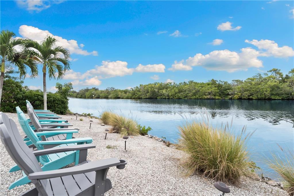 IMPERIAL SHORES - Residential