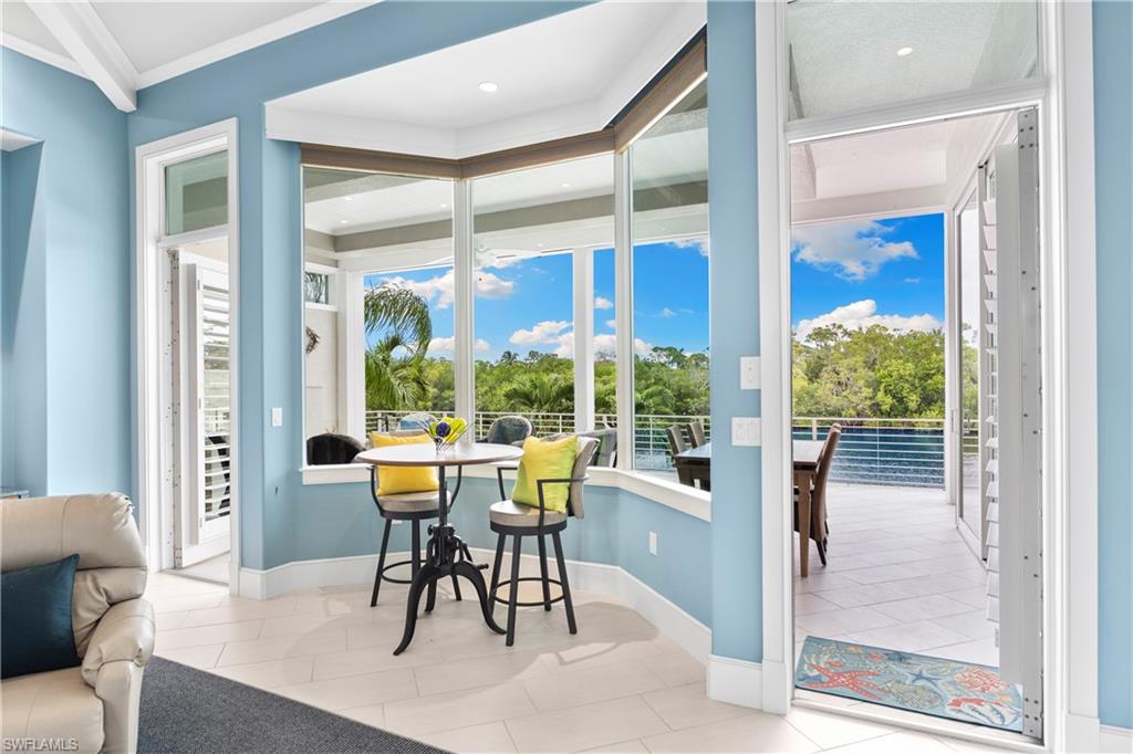 IMPERIAL SHORES - Residential