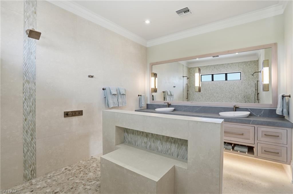 LAGUNA SHORES - Residential