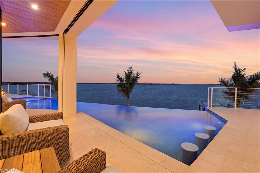 LAGUNA SHORES - Residential