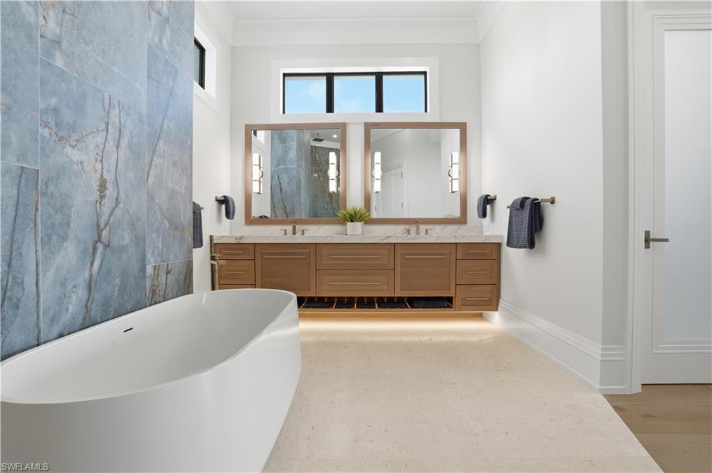 LAGUNA SHORES - Residential