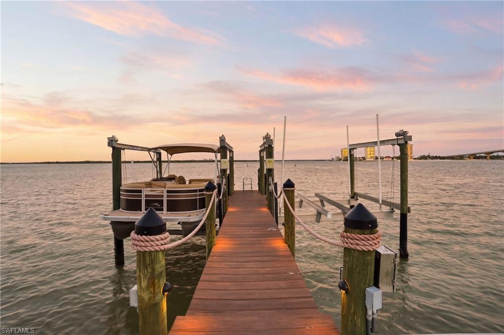 LAGUNA SHORES - Residential