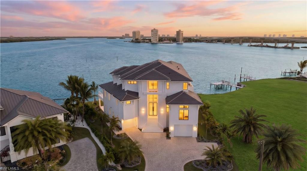 LAGUNA SHORES - Residential