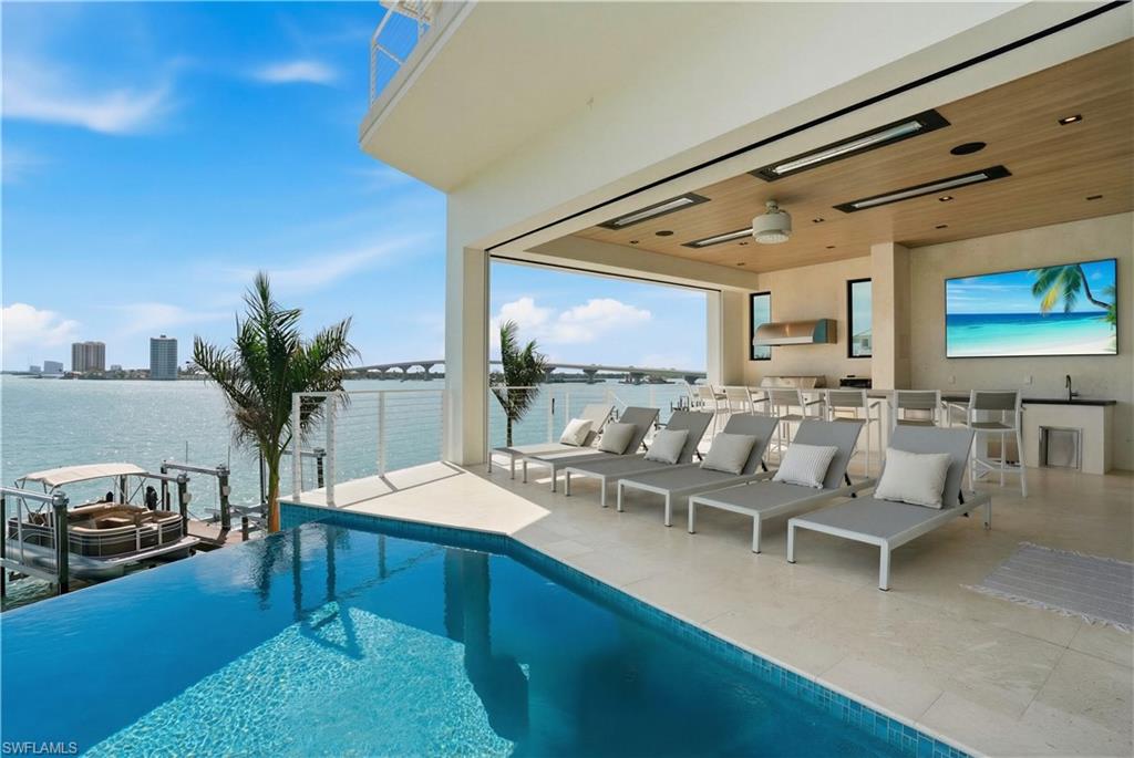 LAGUNA SHORES - Residential