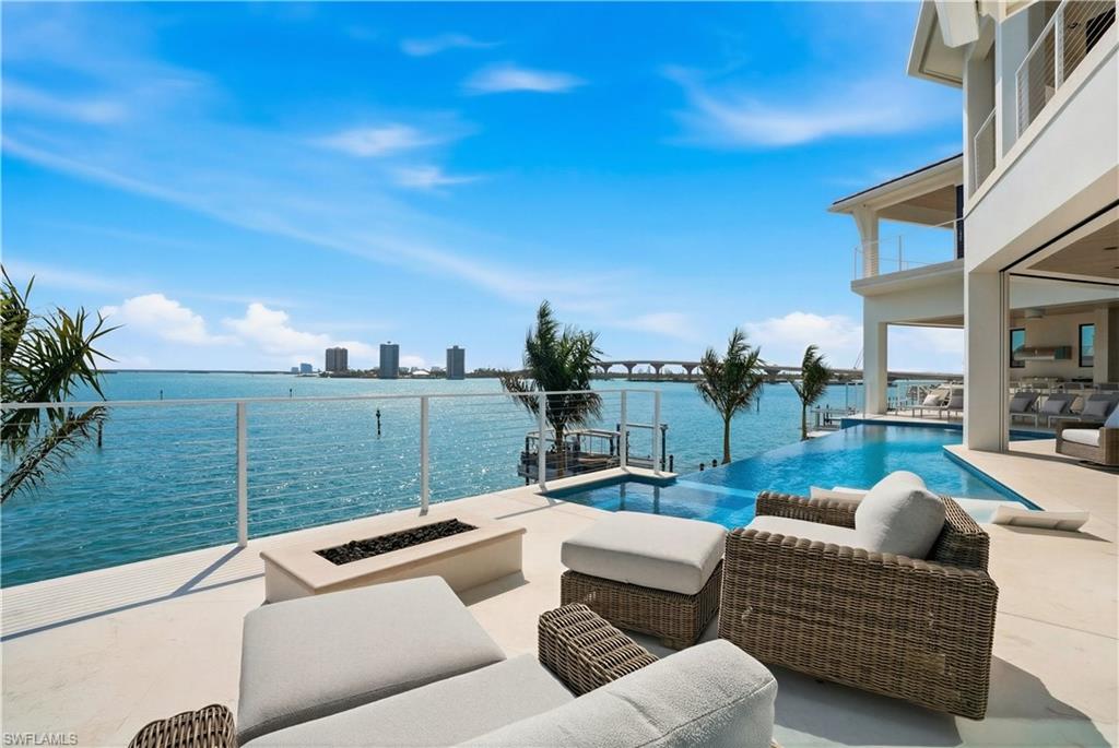 LAGUNA SHORES - Residential