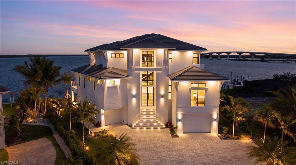 LAGUNA SHORES - Residential