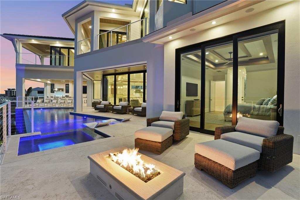 LAGUNA SHORES - Residential