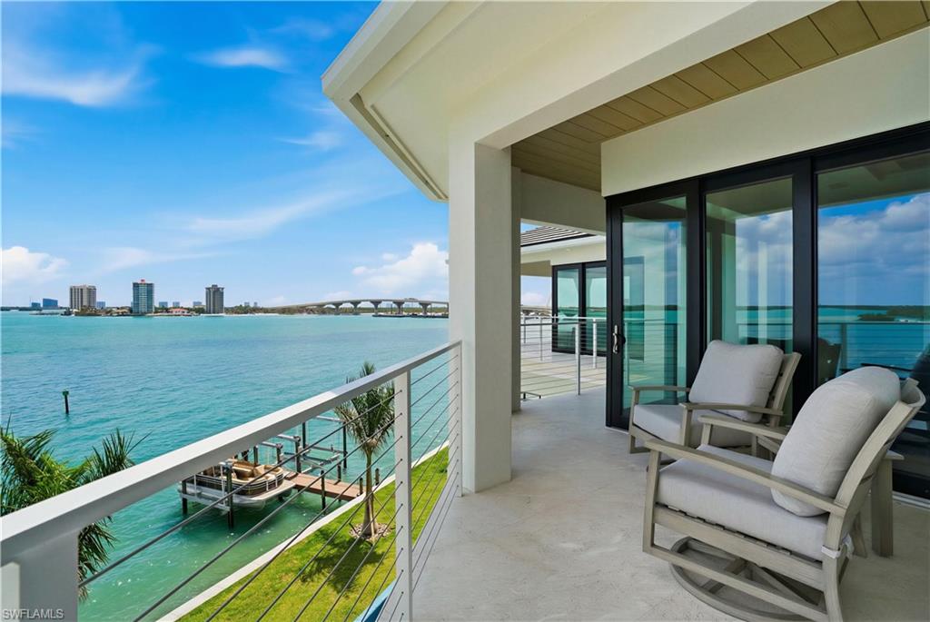 LAGUNA SHORES - Residential