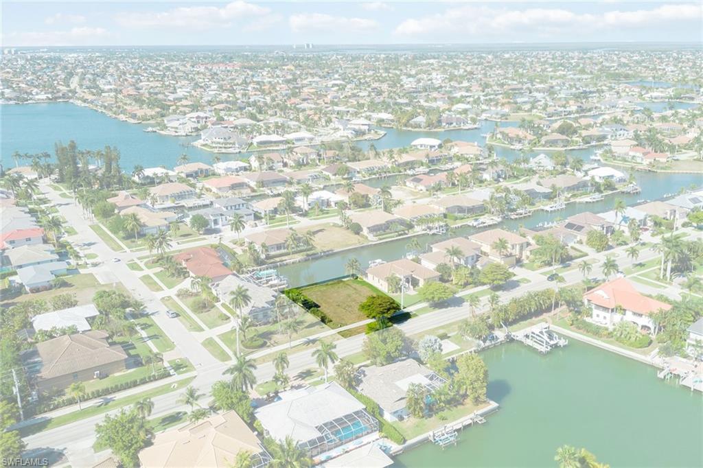 MARCO ISLAND - Land