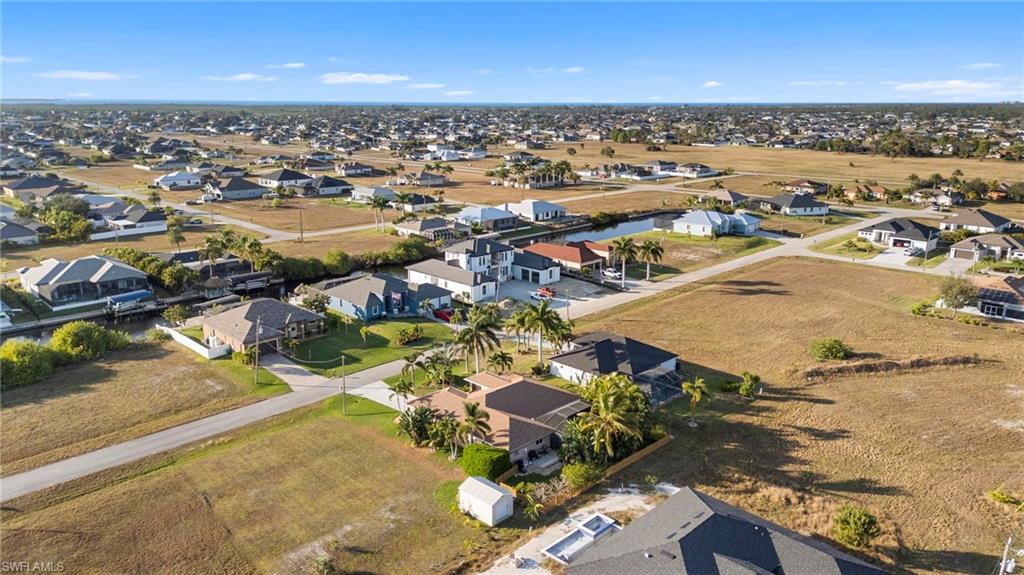 CAPE CORAL - Residential