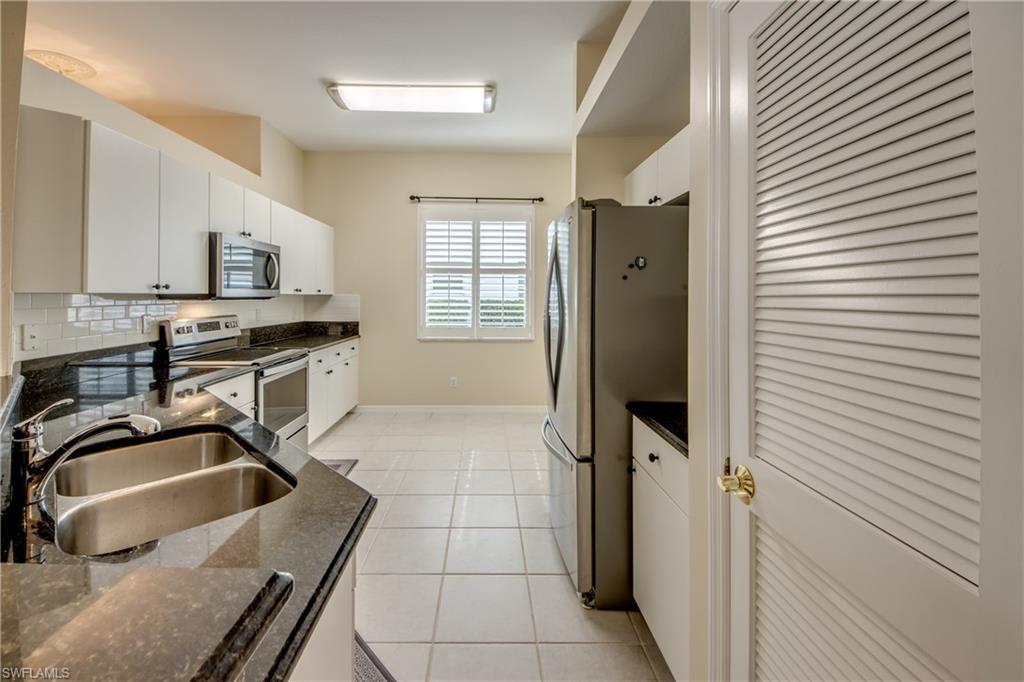 CORAL LAKES - Residential