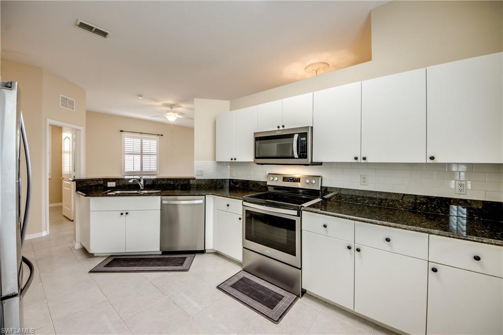 CORAL LAKES - Residential