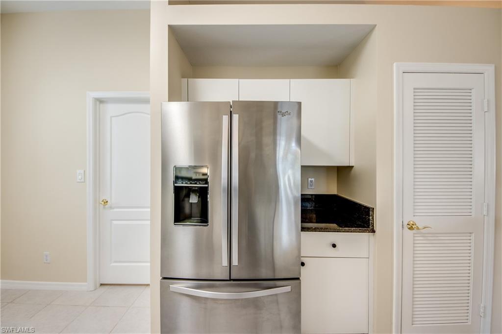 CORAL LAKES - Residential