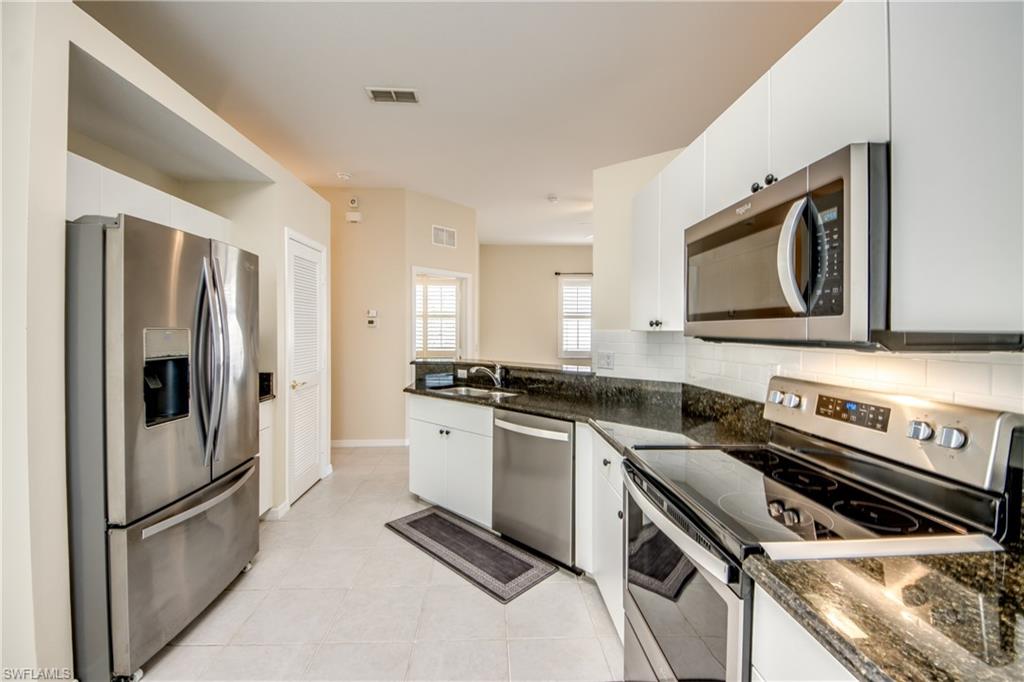 CORAL LAKES - Residential