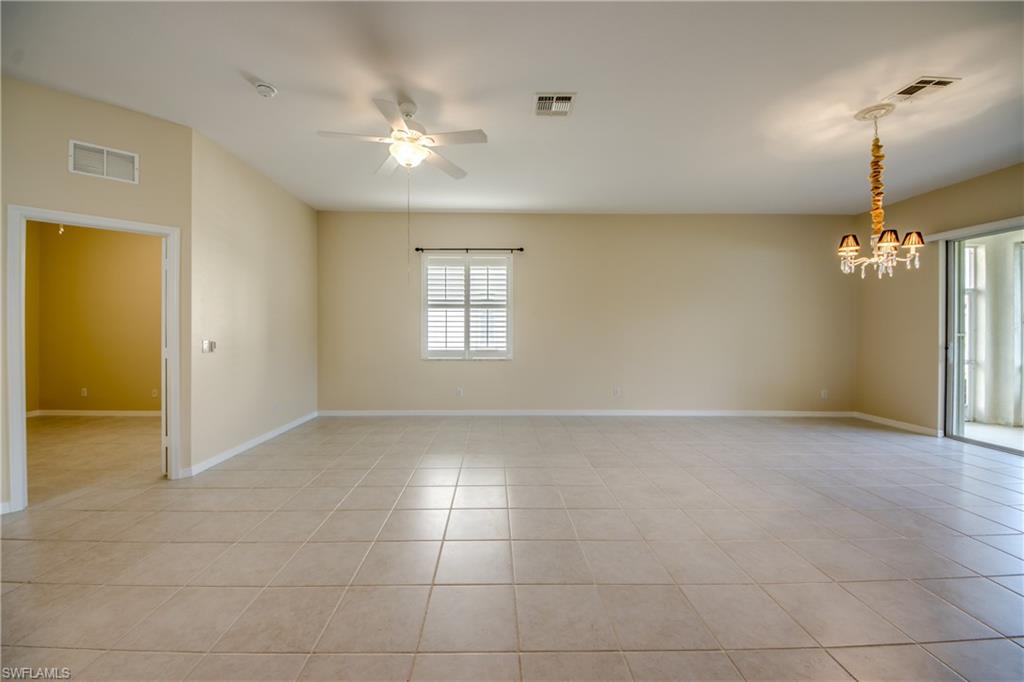 CORAL LAKES - Residential